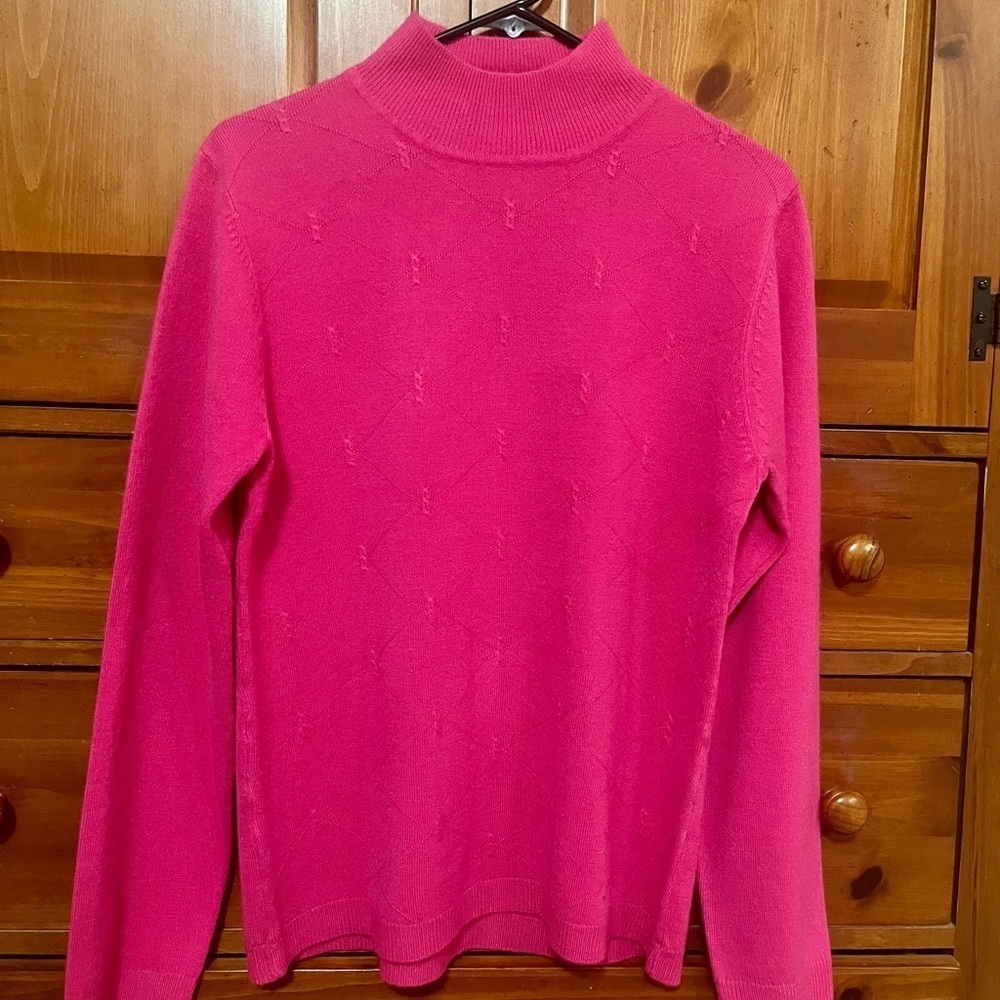 Super Soft Women's Sweater - Medium - Picture 3 of 6